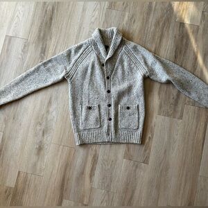 Men’s JCrew Wool Cardigan. Small
